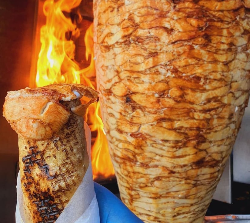 Syrische kipshoarma wrap- شاورما عادي